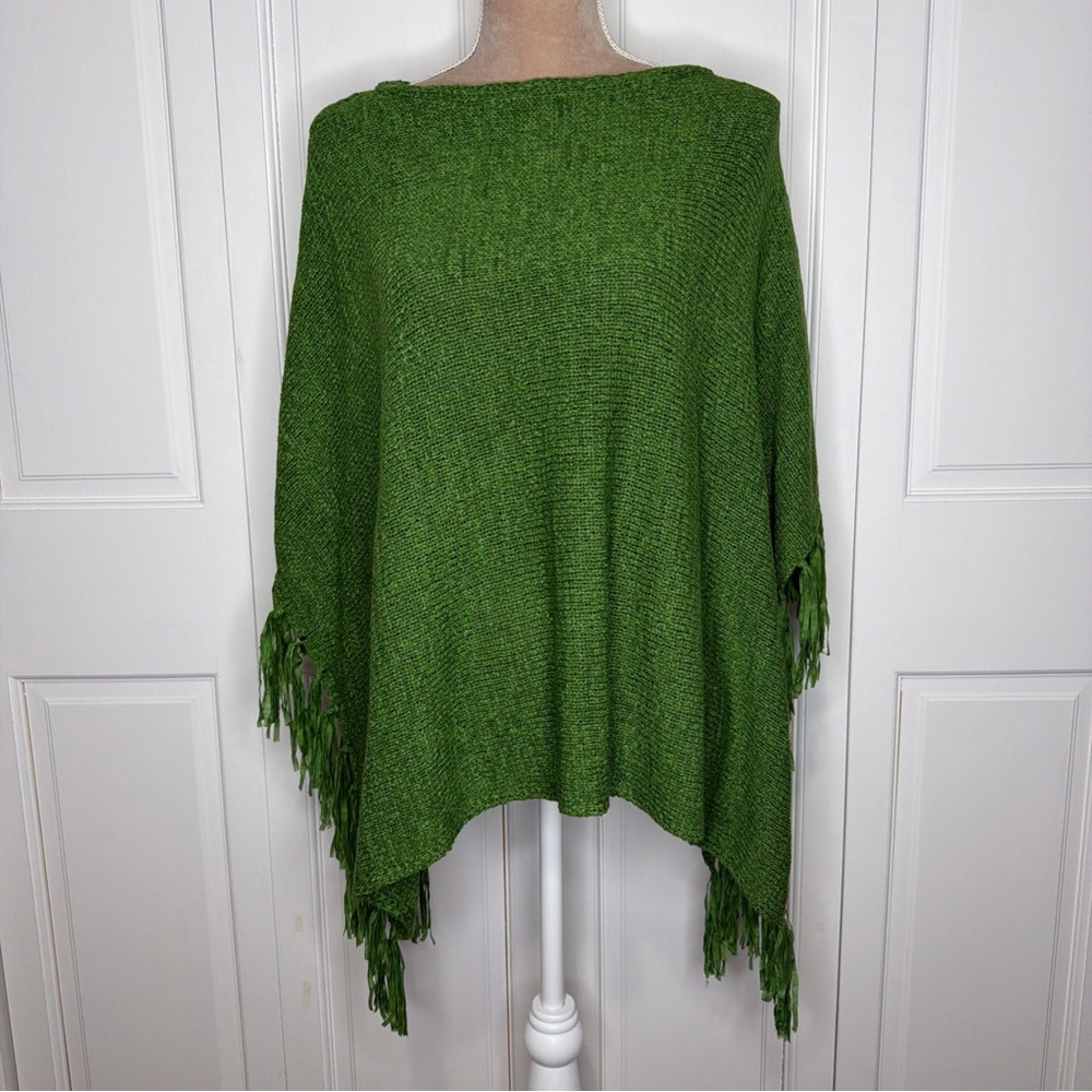 Chico's Women’s Martini Green Fringe Poncho Size L/XL Lagenlook Boho Layered Art